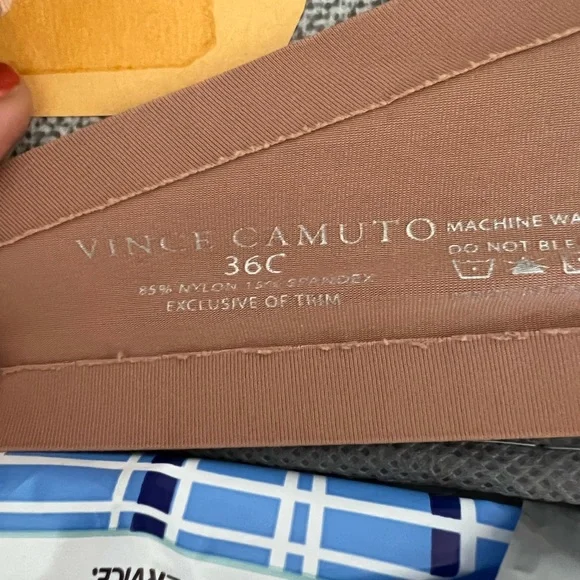 Vince Camuto Bras - Picture 7 of 11